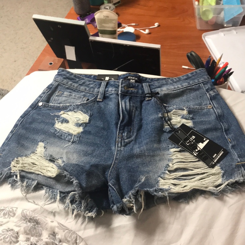 8th of LA denim high waisted shorts!!!
